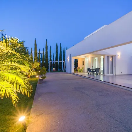 Casa Libasci Менфи